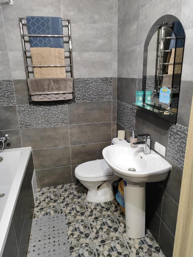 Новобудова Центр Либiдь Плаза Apartment Khmel'nyts'kyy Luaran gambar